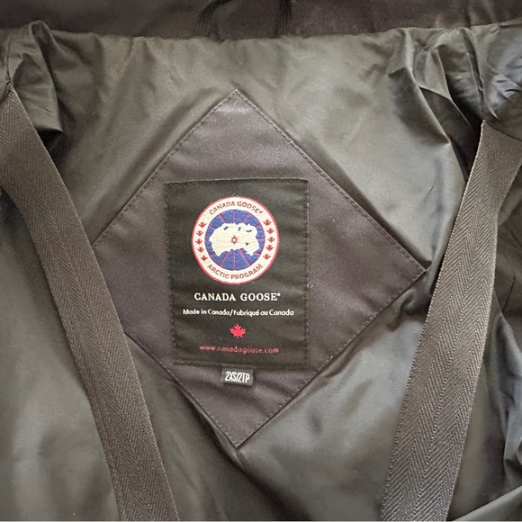 Canada Goose Solaris Parka - Picture 6 of 14